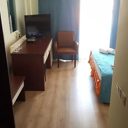 Hotel Faik *